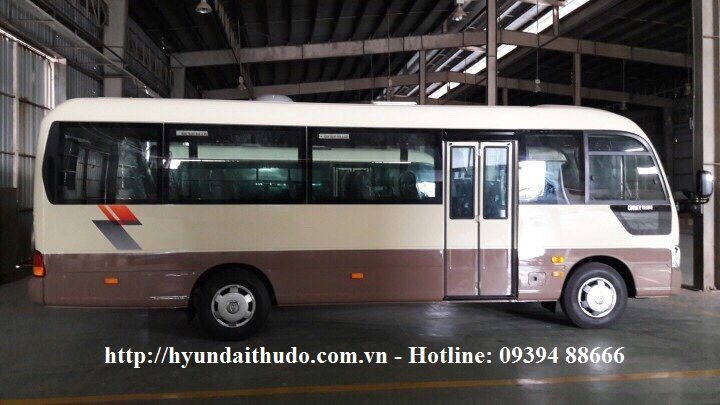 Hyundai County Đồng Vàng Thân dài 29 chỗ cao cấp - ảnh1