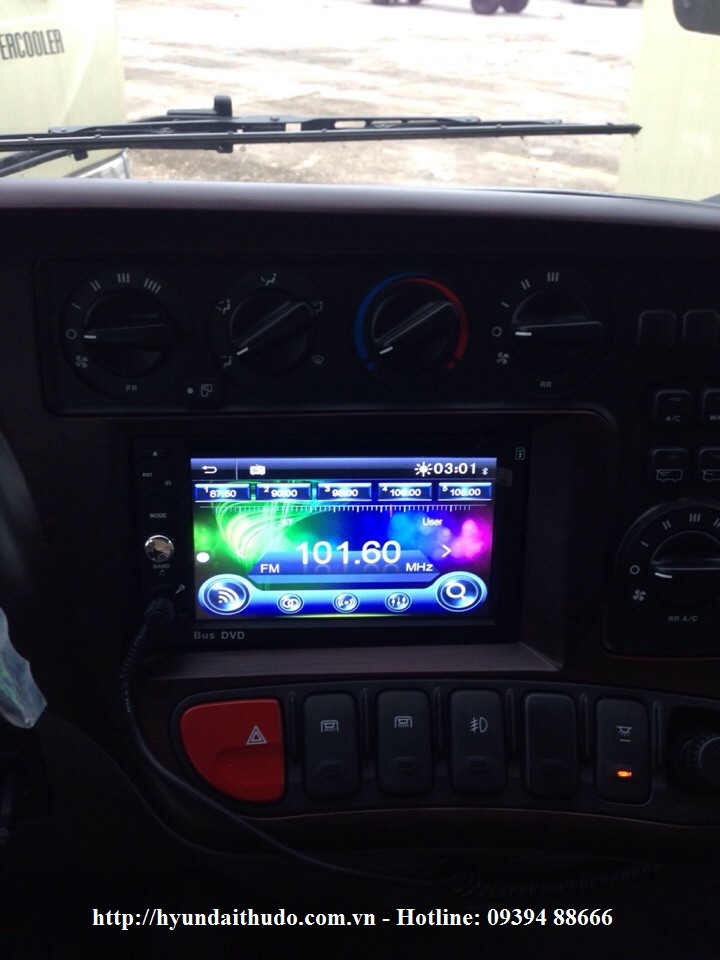 Hyundai County Đồng Vàng Thân dài 29 chỗ cao cấp - ảnh7