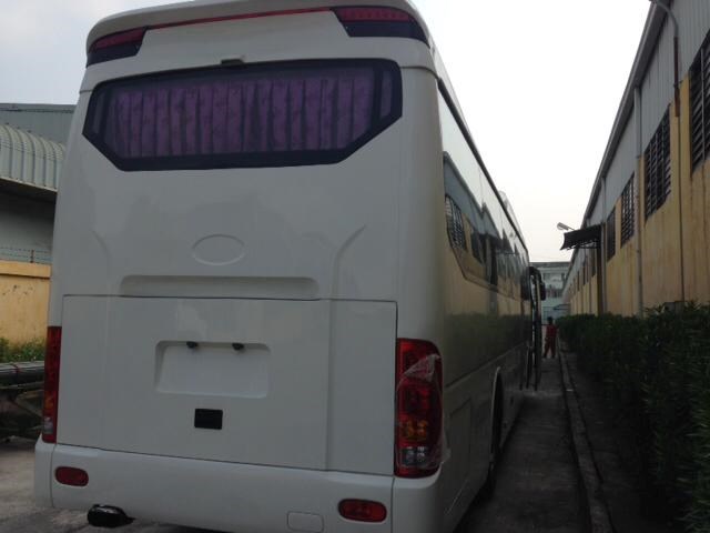 Xe khách 47 chỗ 3-2 Trung Quốc